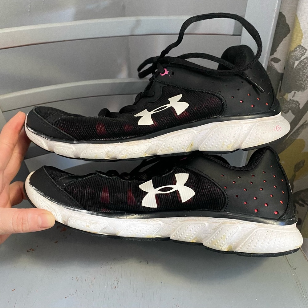Under Armour Assert 6 Running Sneaker Size 8 - image 8